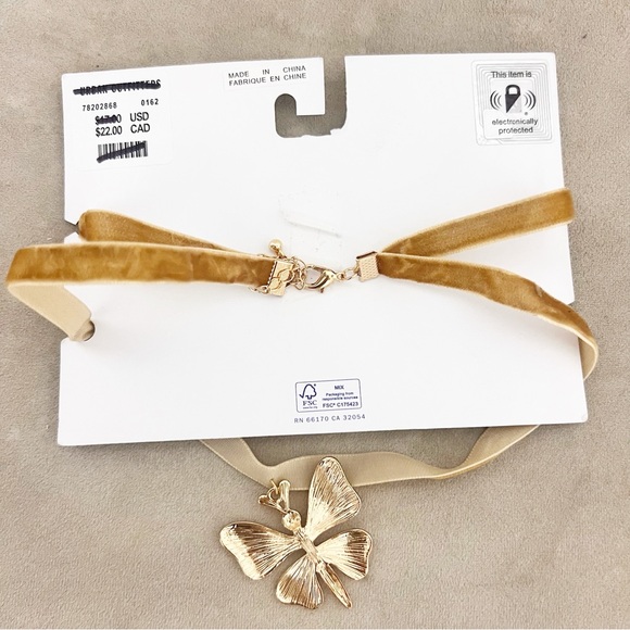 NWT Urban Outfitters Buffy Velvet Layer Choker - Picture 3 of 4